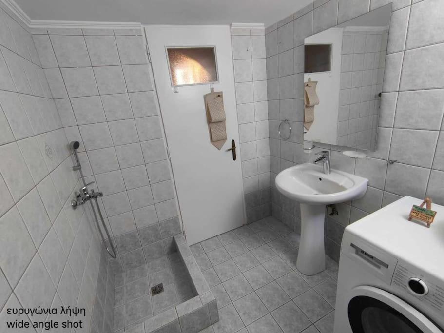 Nianiari House * Kimolos